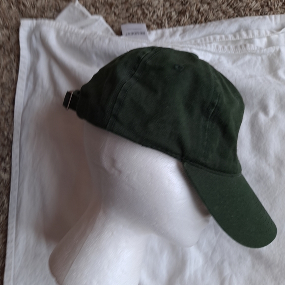 Cabelas green snap back truckers hat - Picture 5 of 11